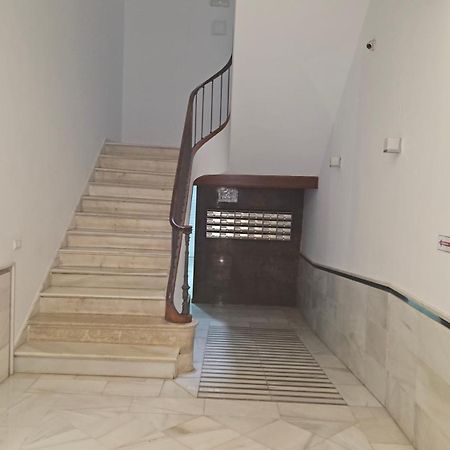 Chic Casa Cathedral At Calle Fresca 2-Bedroom Apartment In Malaga City Center Extérieur photo
