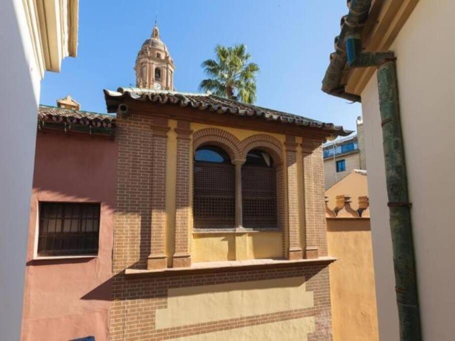 Chic Casa Cathedral At Calle Fresca 2-Bedroom Apartment In Malaga City Center Extérieur photo